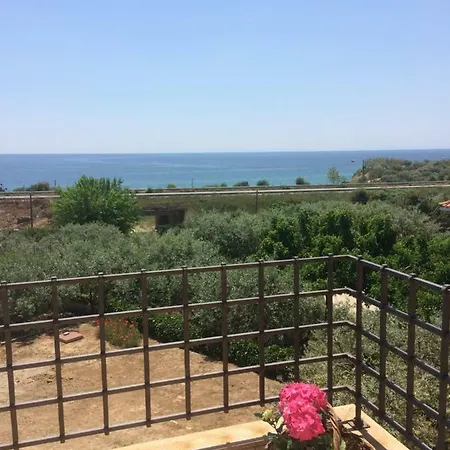 Olive Tree Holiday home Nea Peramos (Macedonia)