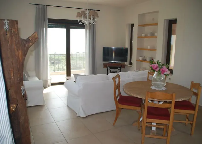 Olive Tree Vakantiehuis Néa Péramos
